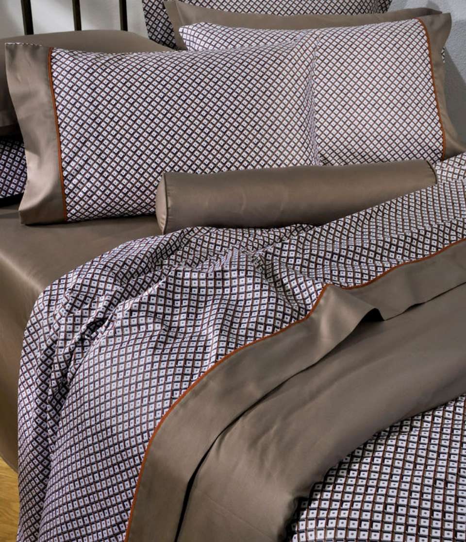 complete bed dis.703