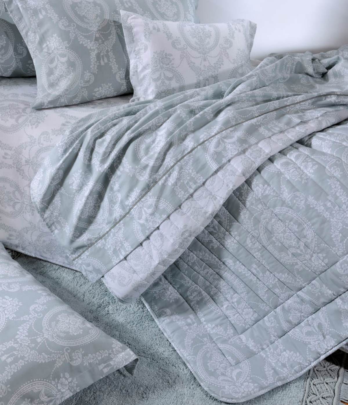 Complete Bed Set Dis.746