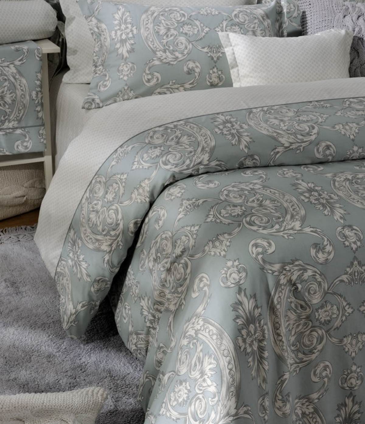 Complete Bed Set Dis.765